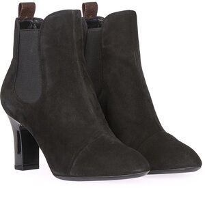 Louis Vuitton Star Trail Ankle Boots (Retail $1760) SOLD!